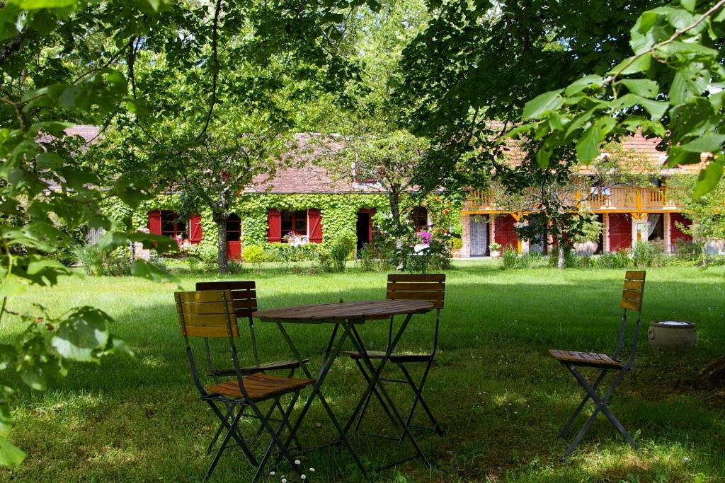 Chambres D'Hotes - Domaine De Montizeau Lailly-en-Val Exterior photo